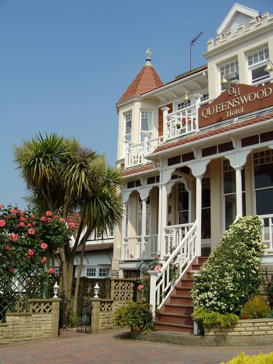 Queenswood Hotel เวสตัน-ซูเปอร์-แมร์ ภายนอก รูปภาพ